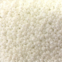 Rokajl 2,6mm bílý perleťový 501S