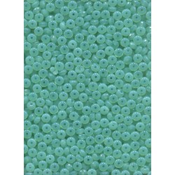 Broušené korálky 10 mm 01000 bílý opál bal. 50 ks